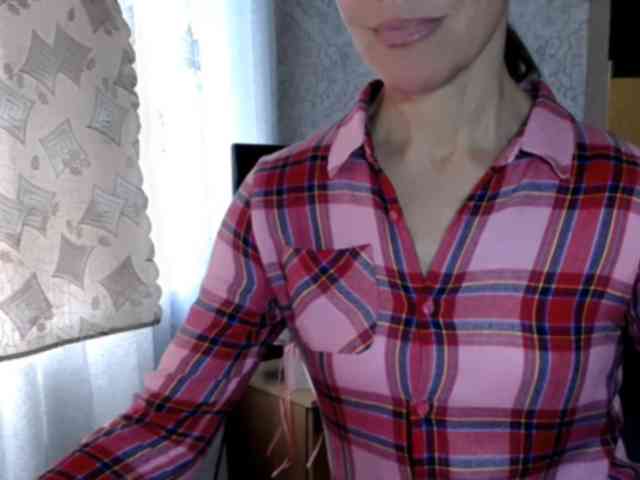 LadyL09 webcam