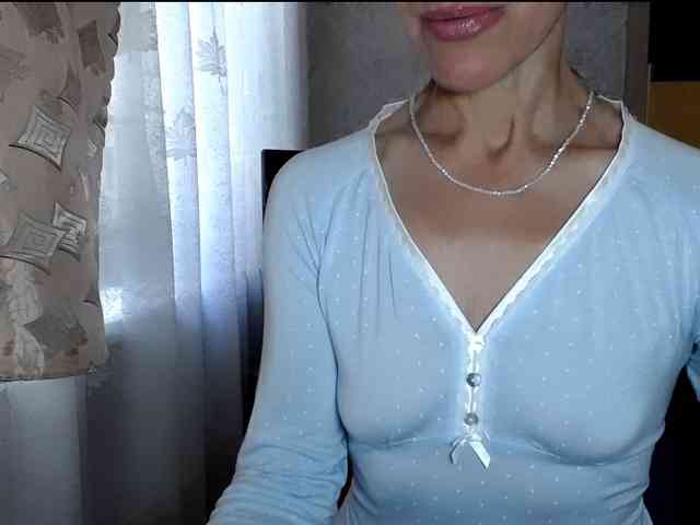 LadyL09 webcam