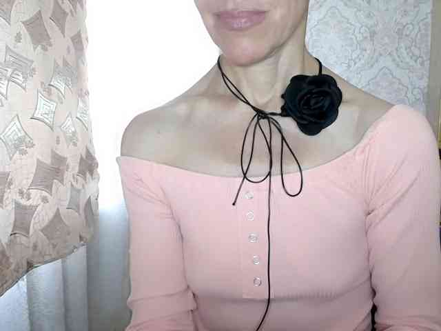 LadyL09 webcam