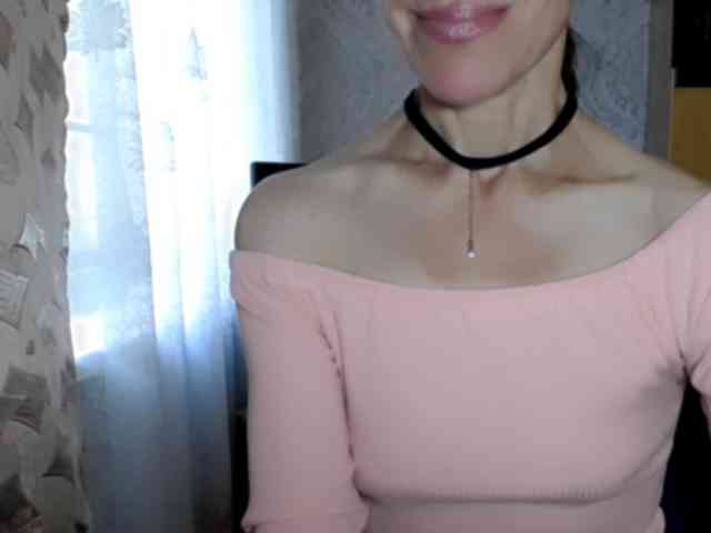 LadyL09 webcam