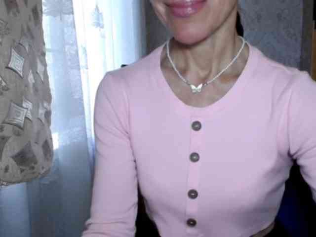 LadyL09 webcam