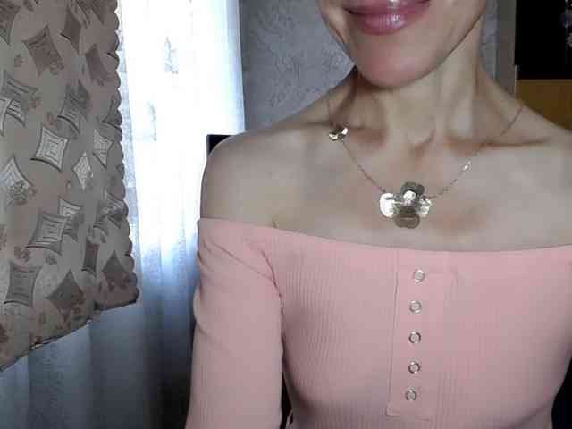 LadyL09 webcam