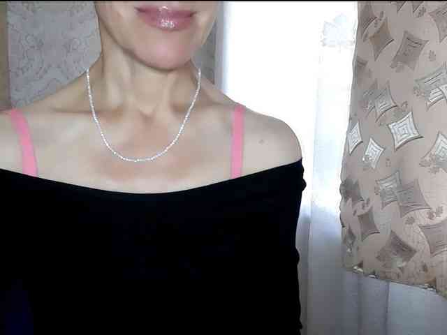 LadyL09 webcam