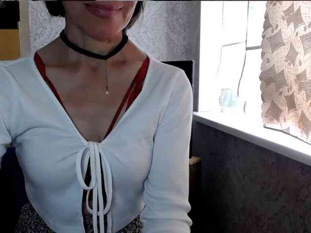 LadyL09 webcam