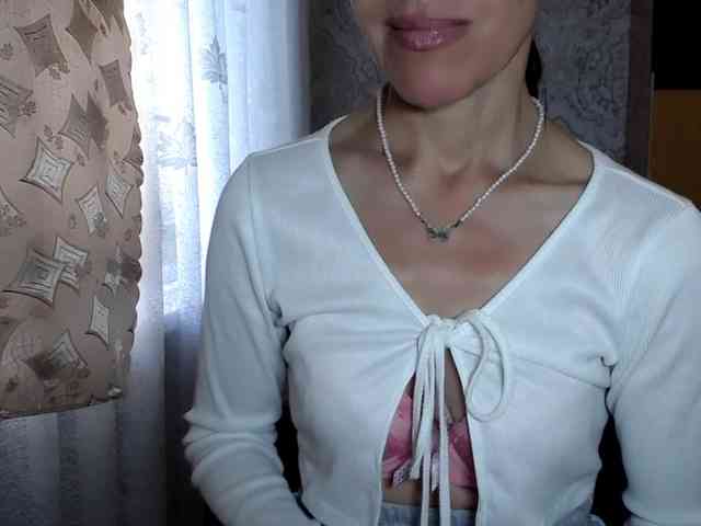 LadyL09 webcam