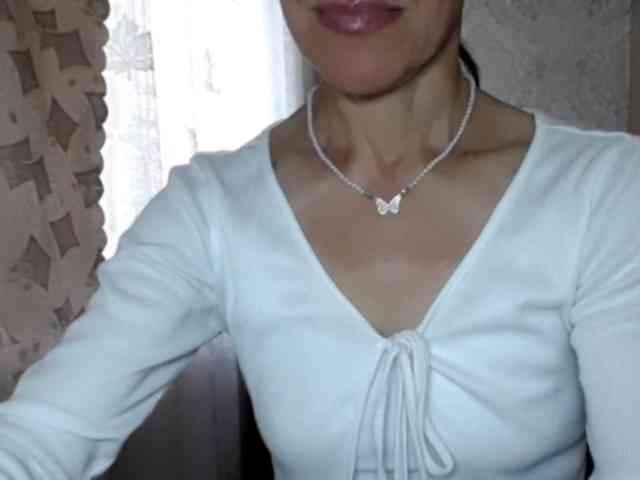 LadyL09 webcam
