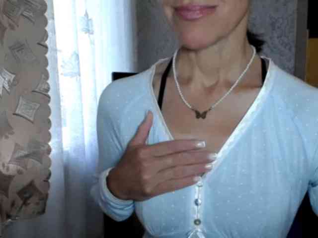 LadyL09 webcam
