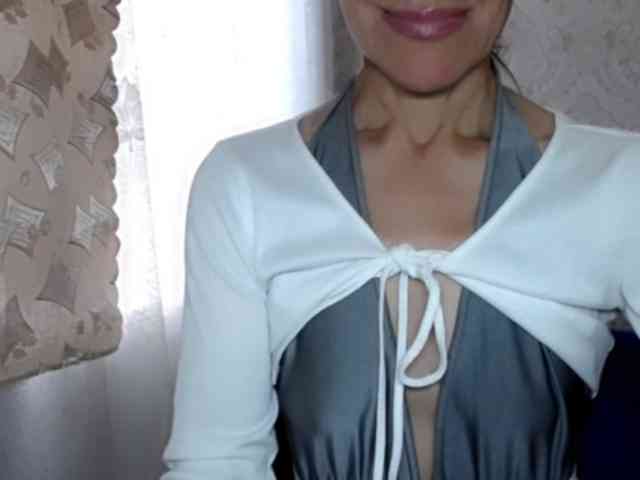 LadyL09 webcam