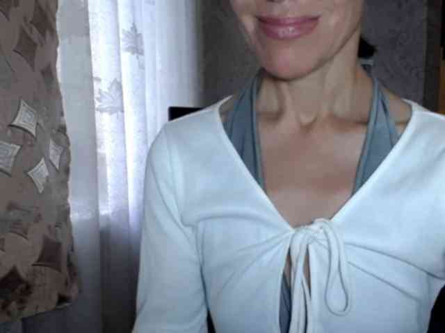 LadyL09 webcam