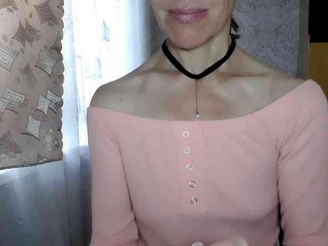 LadyL09 webcam