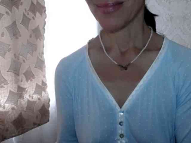 LadyL09 webcam