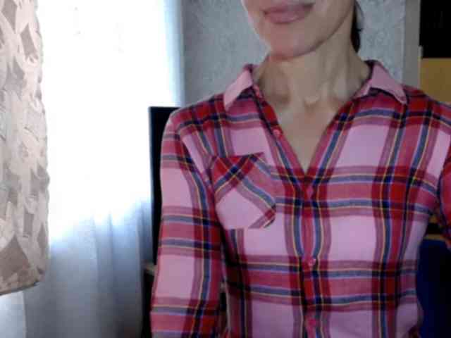 LadyL09 webcam