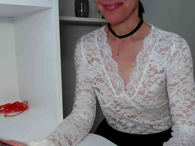 LadyL09 webcam