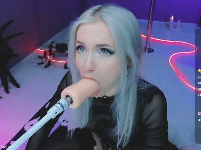 LISA-ALYSSA live cam on BongaCams