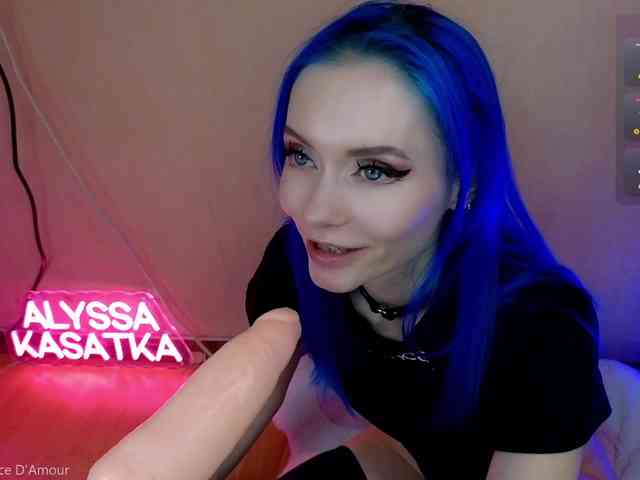 ALYSSA_KASATKA webcam