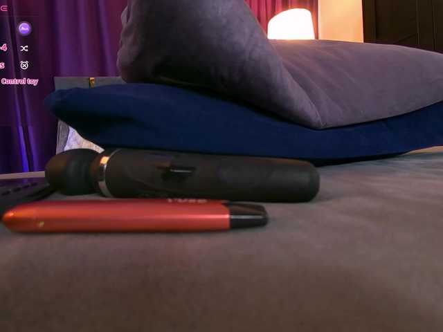 EmpressDesire live cam on BongaCams