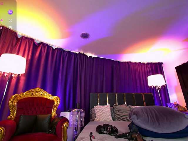 EmpressDesire live cam on BongaCams