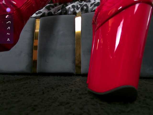 EmpressDesire's BongaCams show and profile