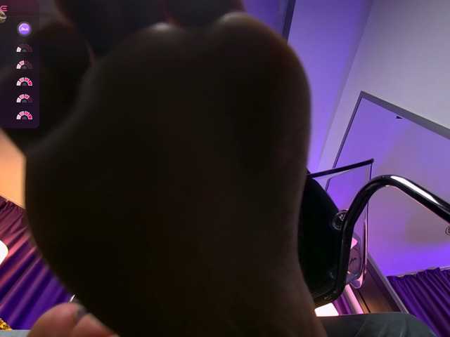 EmpressDesire live cam on BongaCams