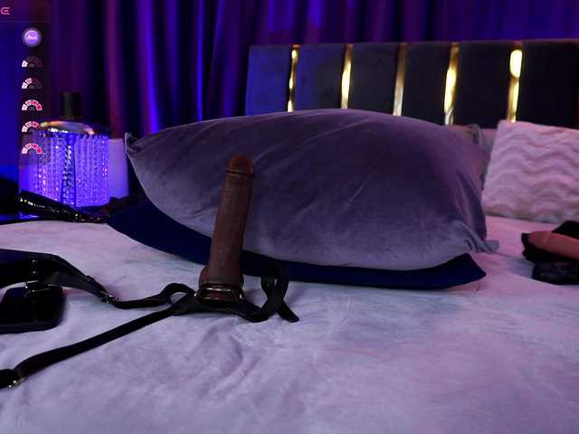 EmpressDesire live cam on BongaCams