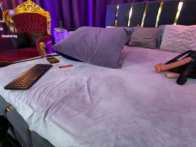 EmpressDesire webcam