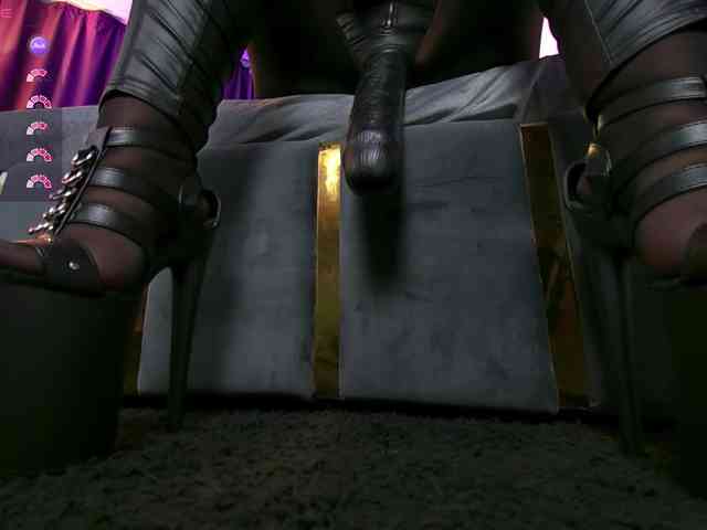 EmpressDesire webcam