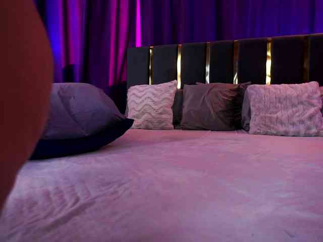 EmpressDesire webcam
