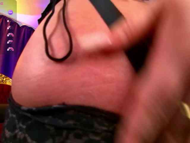 EmpressDesire webcam