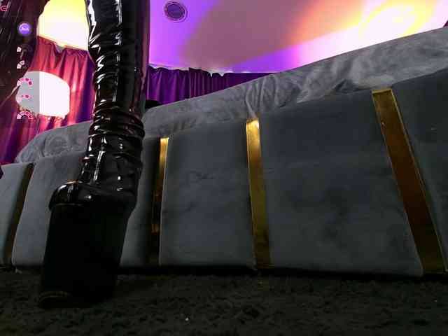 EmpressDesire webcam