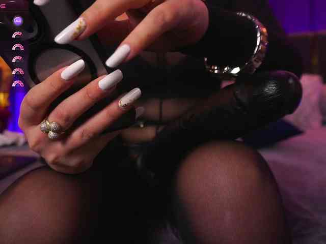 EmpressDesire webcam