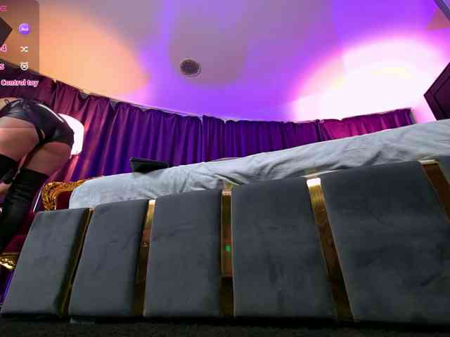 EmpressDesire webcam