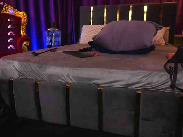 EmpressDesire webcam