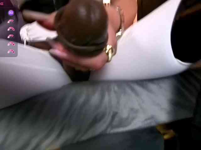 EmpressDesire webcam