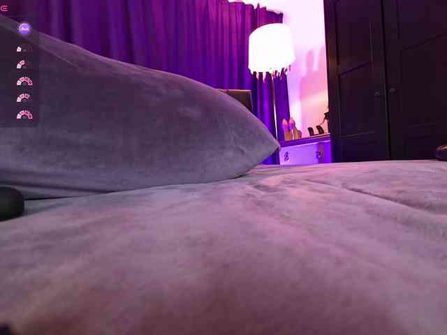 EmpressDesire webcam