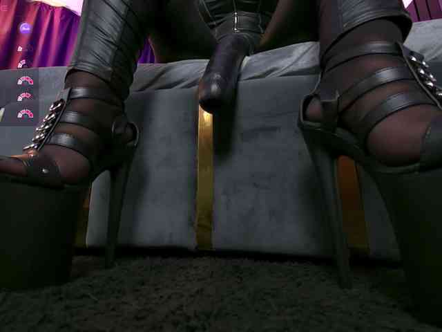 EmpressDesire webcam