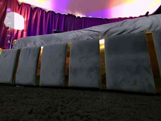 EmpressDesire webcam