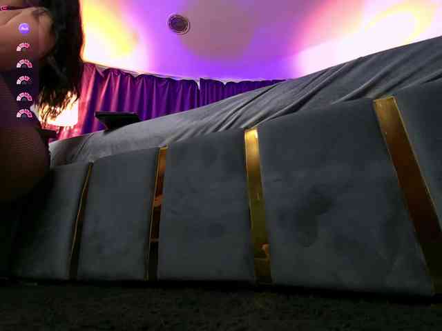 EmpressDesire webcam