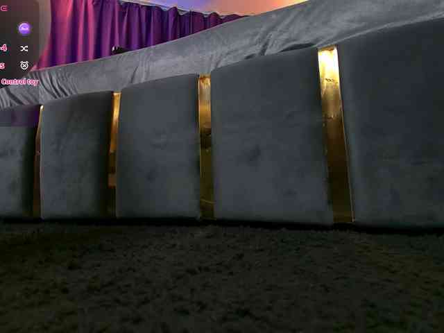 EmpressDesire webcam