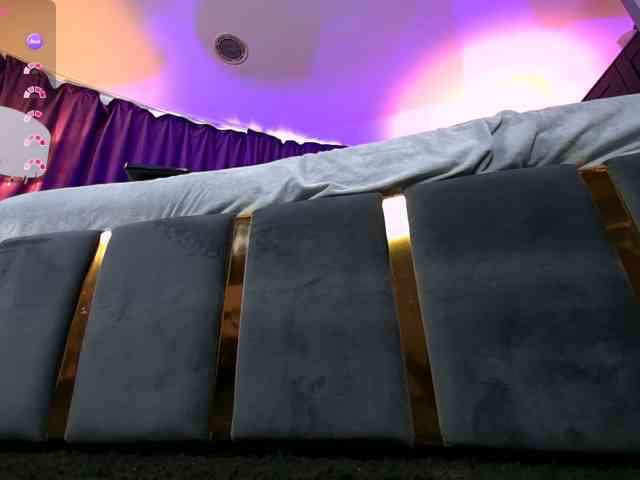 EmpressDesire webcam