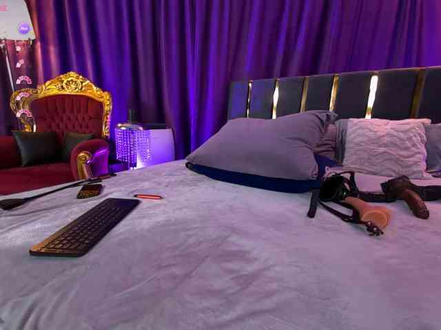 EmpressDesire webcam
