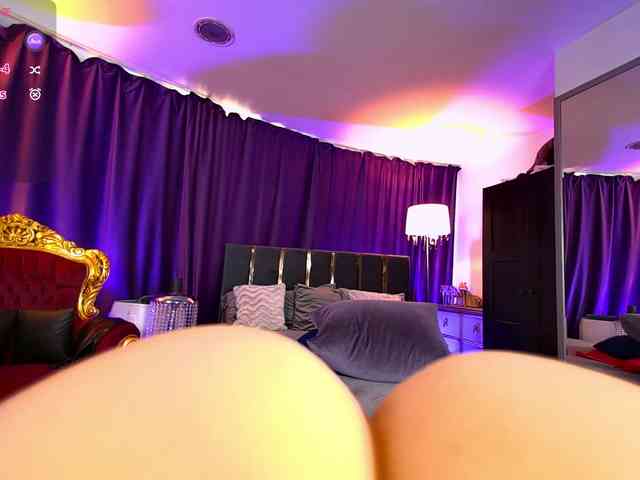 EmpressDesire webcam