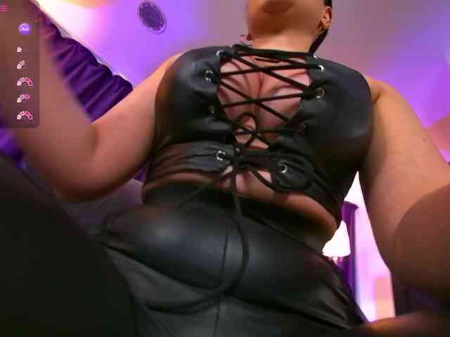 EmpressDesire webcam
