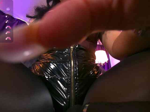 EmpressDesire webcam