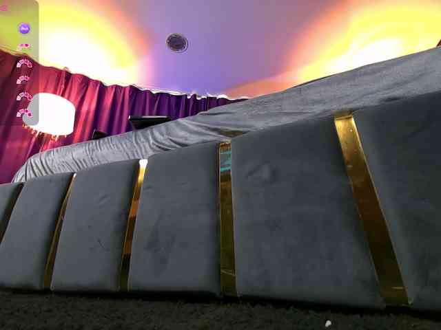 EmpressDesire webcam
