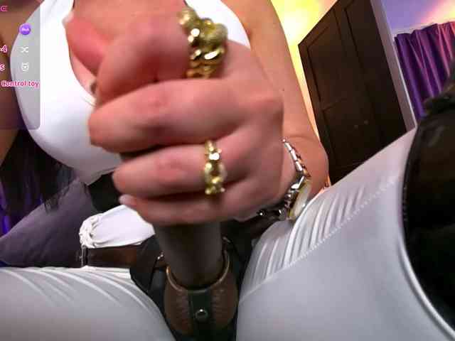 EmpressDesire webcam