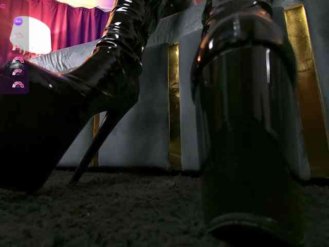 EmpressDesire webcam
