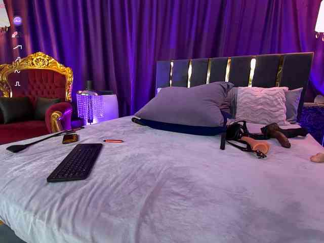 EmpressDesire webcam