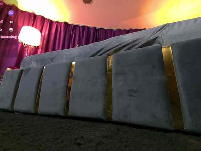 EmpressDesire webcam