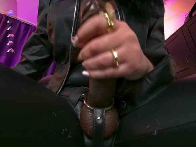 EmpressDesire webcam