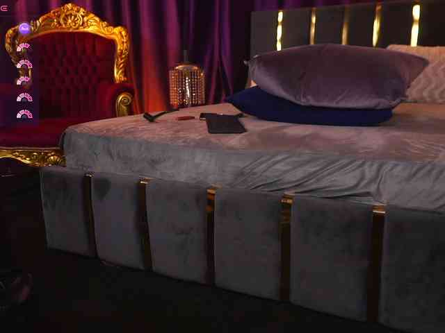 EmpressDesire webcam